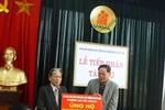 GS.TSKH Phương Lựu tặng 200.000.000 đồng cho nạn nhân da cam